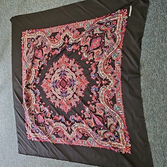 Norma Dori Vintage large scarf - Picture 1 of 3